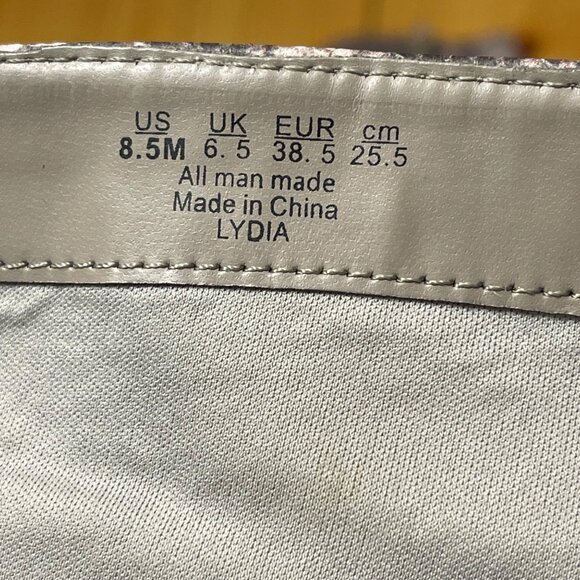 Carlos By Carlos Santana Lydia Snake Print Ankle Boots Sz 8.5 Soft tones - Picture 6 of 6